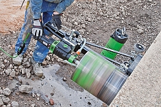 Эксплуатация станины для алмазного бурения Eibenstock BST 352 V Эксплуатация станины для алмазного бурения Eibenstock BST 352 V