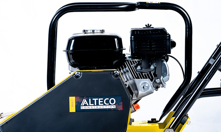 Виброплита для уплотнения грунта Alteco E100 TF бензиновый двигатель Виброплита для уплотнения грунта Alteco E100 TF бензиновый двигатель
